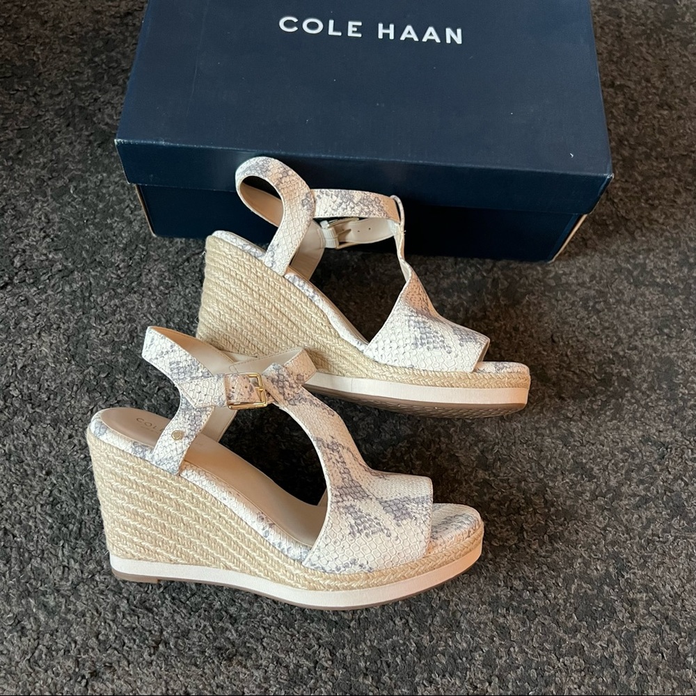 Cole Haan Cloudfeel Python Print Espadrilles Wedg… - image 5